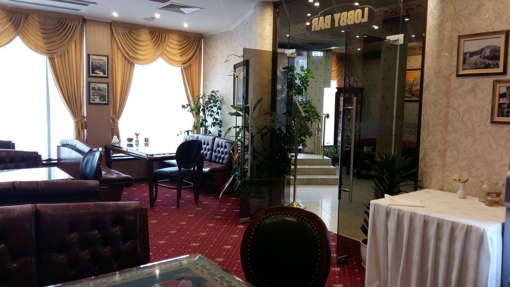 Hotel Central Wielkie Tyrnowo Zewnętrze zdjęcie
