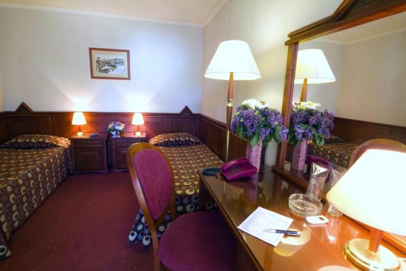 Hotel Central Wielkie Tyrnowo Pokój zdjęcie
